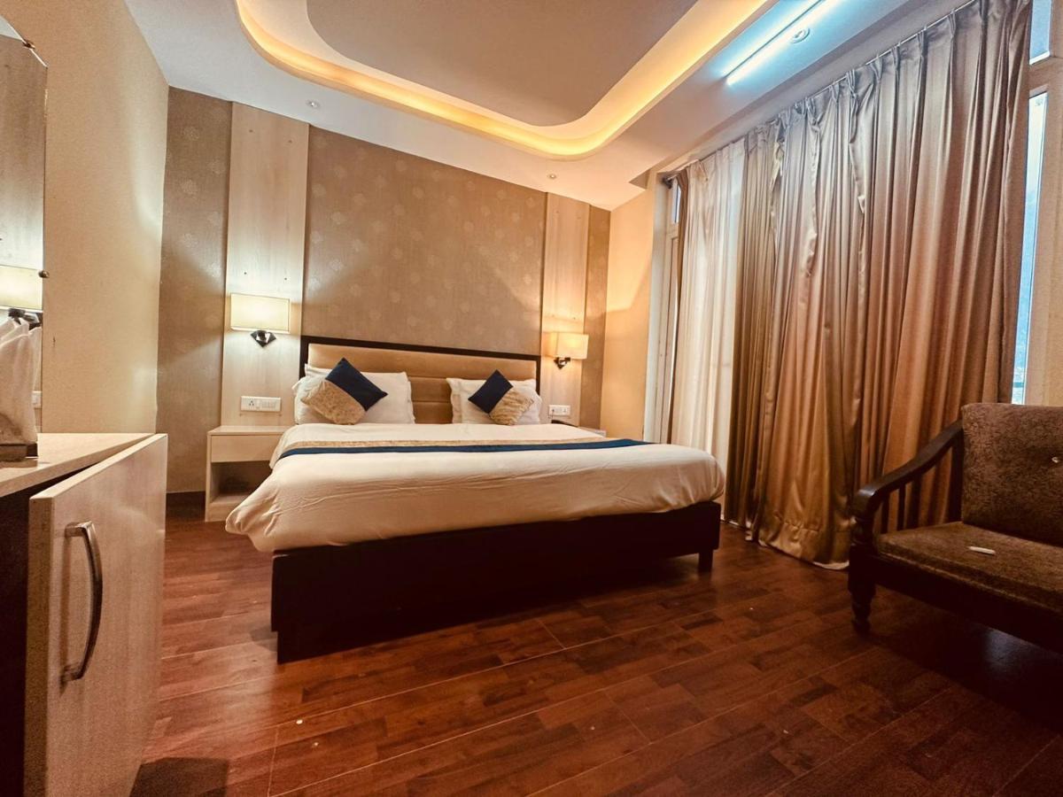 Hotel Royal Residency Manāli Exterior foto